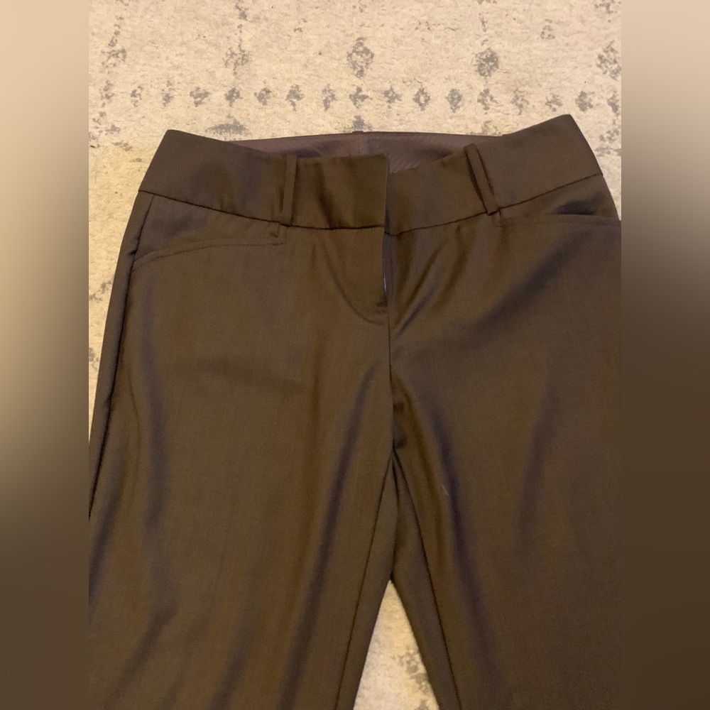 THE LIMITED Women’s brown suit. Size 4 jacket with size 6 pants. - Picture 4 of 6